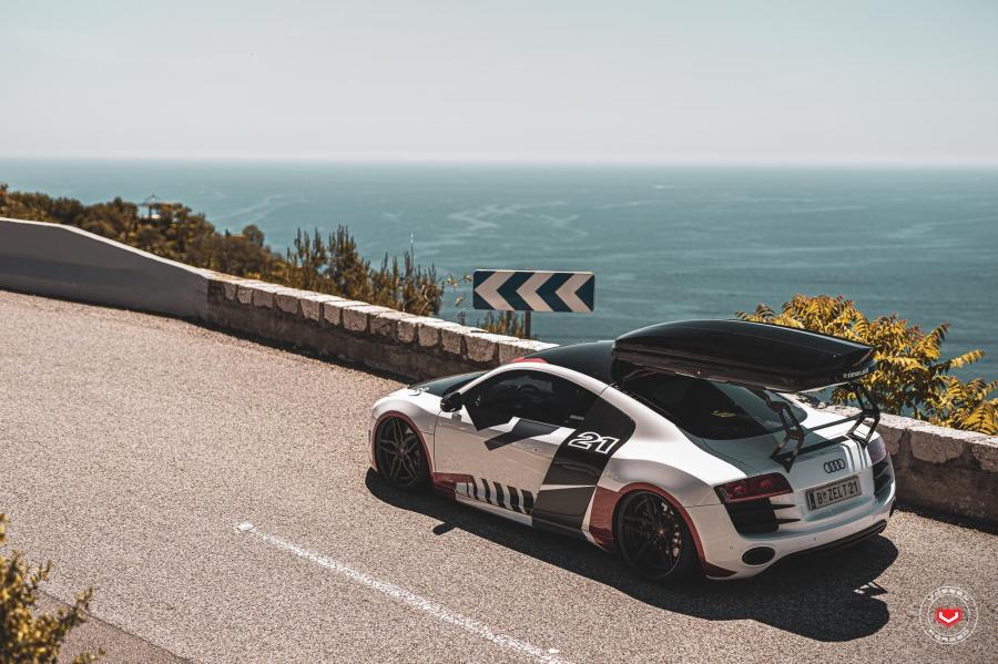  Audi R8 on Vossen Wheels (HC-2) 2019 года  (фото 2 из 5)